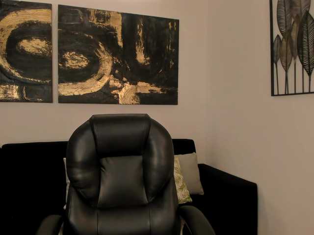 EveBenson live cam on BongaCams