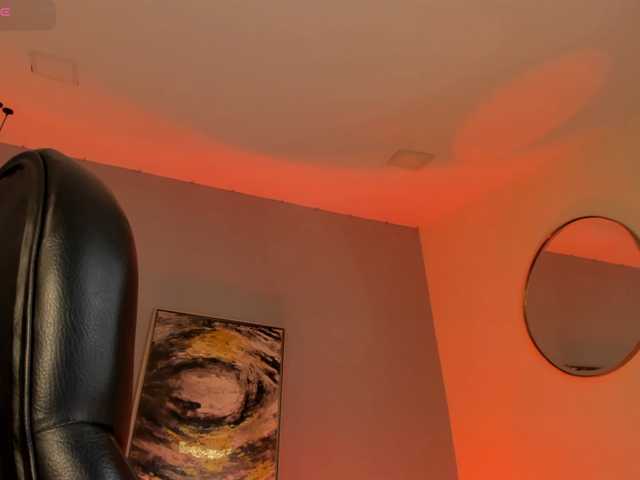 EveBenson live cam on BongaCams