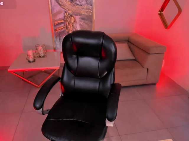 EveBenson live cam on BongaCams