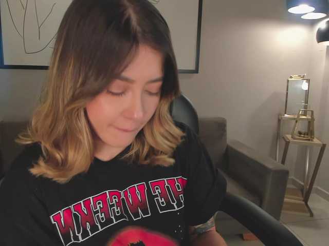 EveBenson live cam on BongaCams