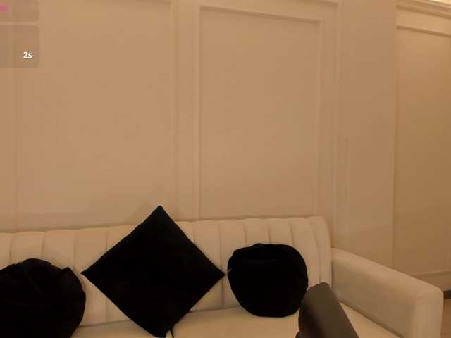 EveBenson live cam on BongaCams