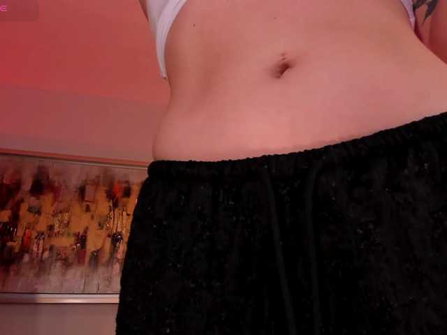 EveBenson live cam on BongaCams
