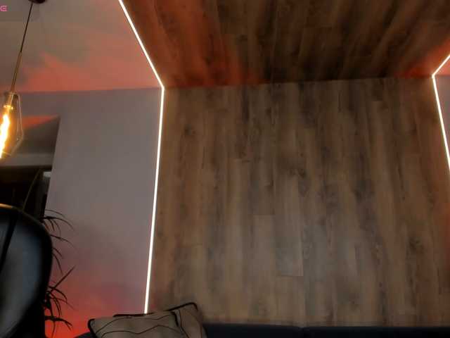 EveBenson live cam on BongaCams