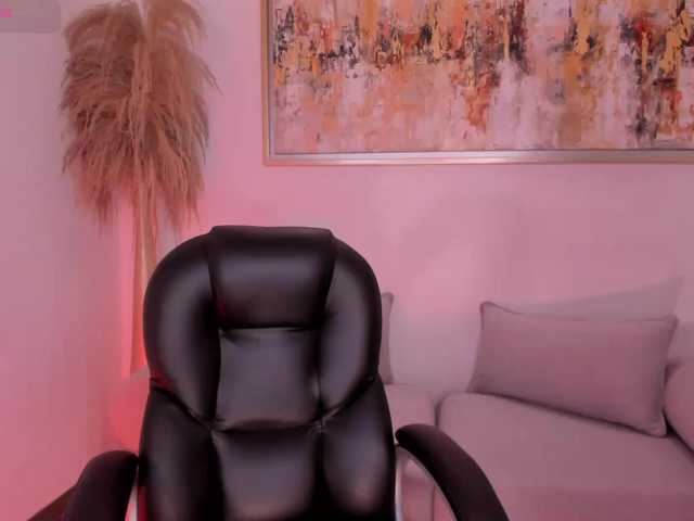 EveBenson live cam on BongaCams