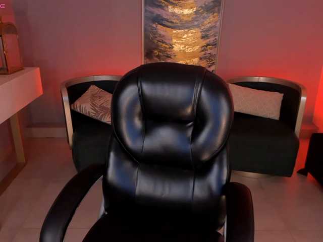 EveBenson live cam on BongaCams