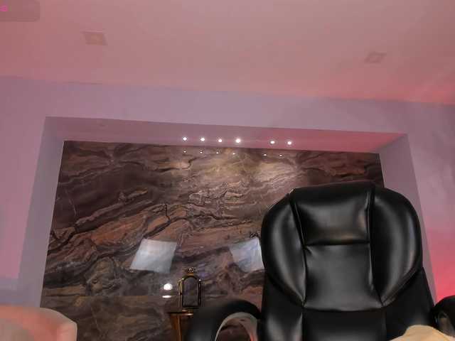 EveBenson live cam on BongaCams