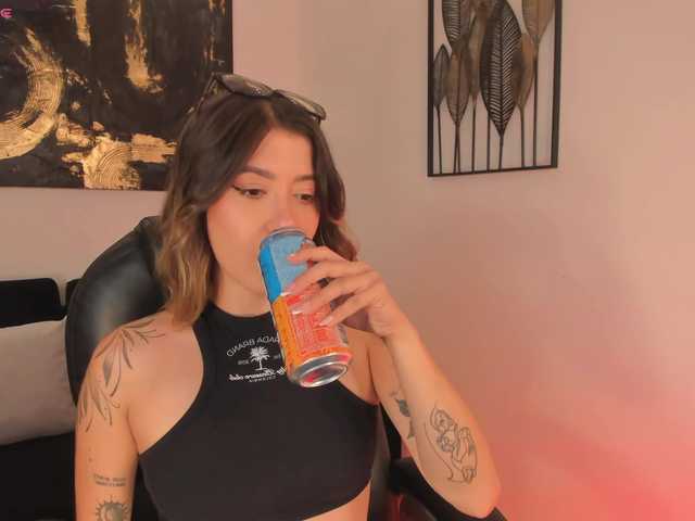 EveBenson live cam on BongaCams