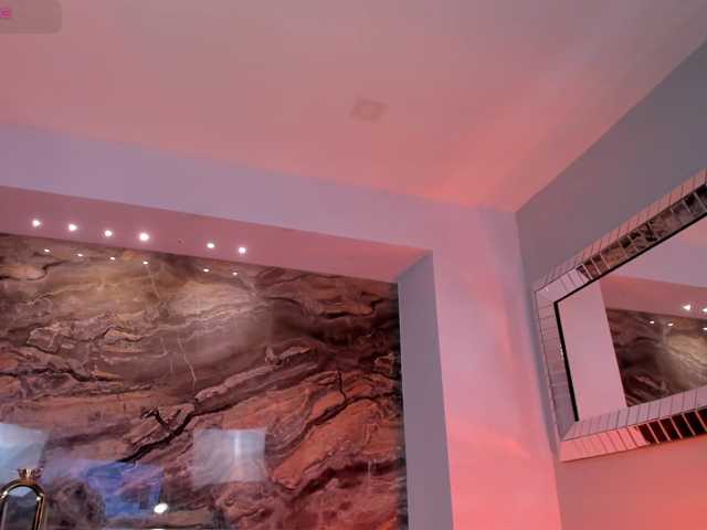 EveBenson live cam on BongaCams