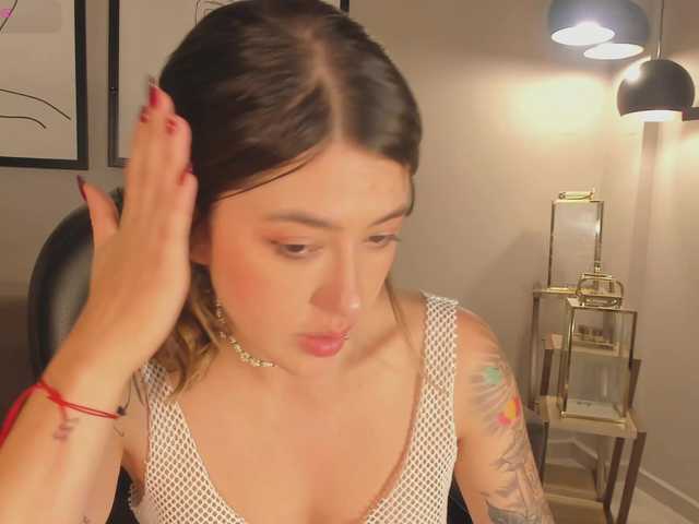 EveBenson live cam on BongaCams
