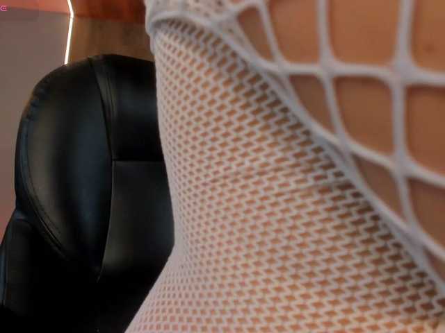 EveBenson live cam on BongaCams