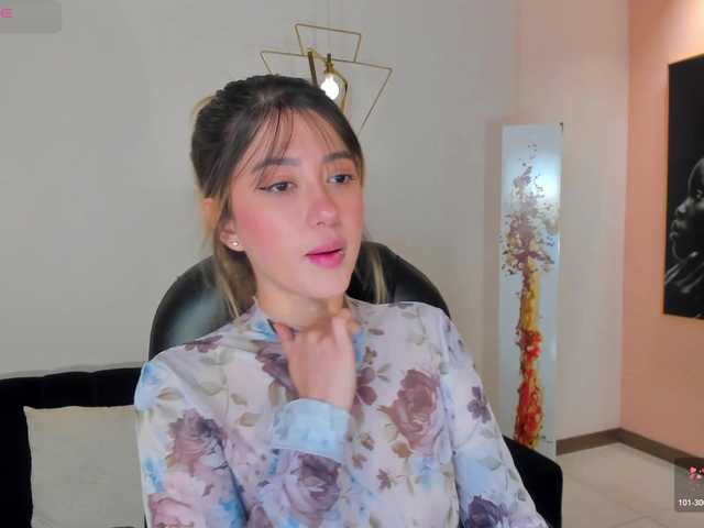 EveBenson live cam on BongaCams