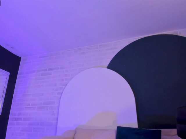 EveBenson webcam