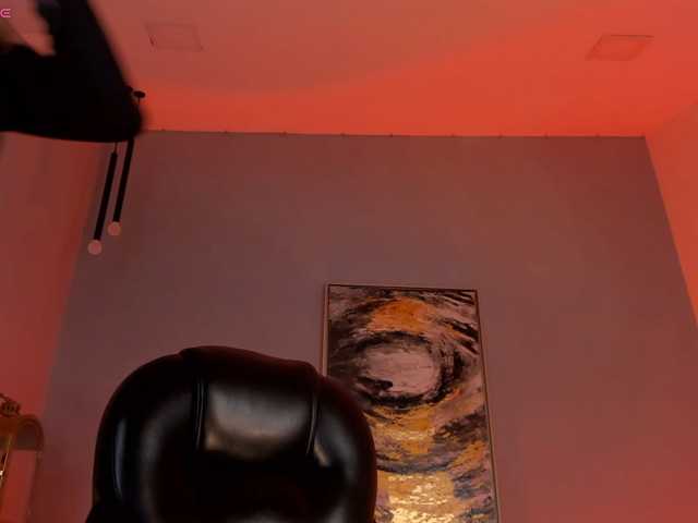 EveBenson, en directo ahora en BongaCams