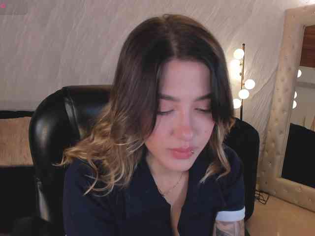 EveBenson webcam