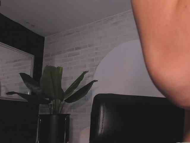 EveBenson webcam