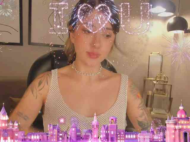 EveBenson webcam