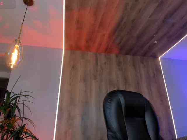EveBenson webcam
