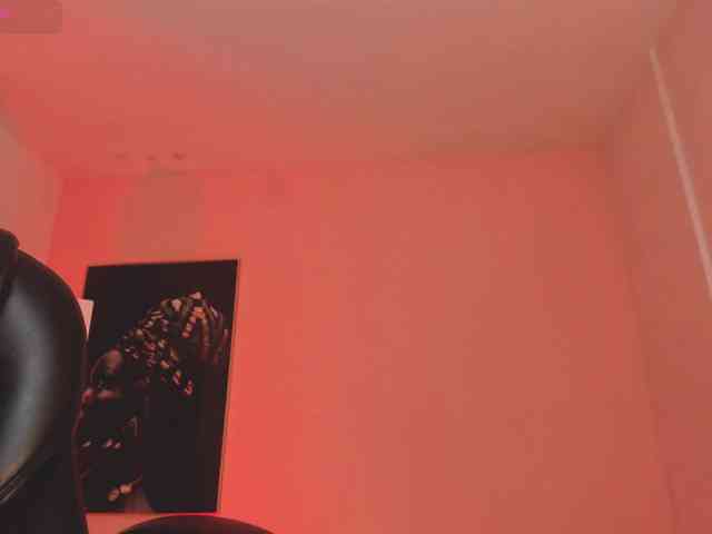 EveBenson webcam