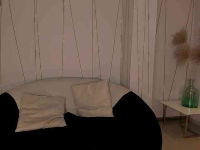 EveBenson webcam