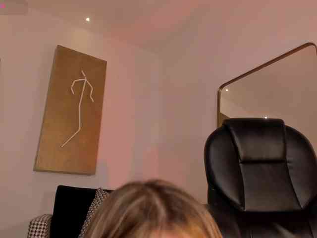 EveBenson webcam
