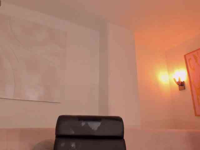 EveBenson webcam