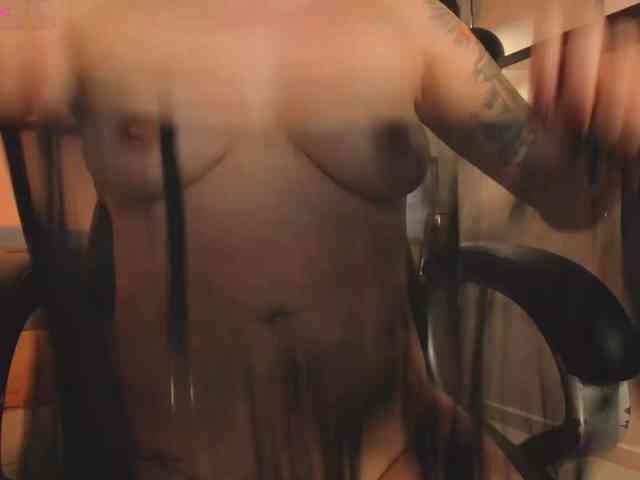 EveBenson webcam