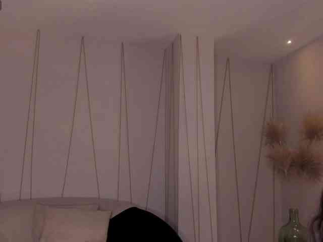 EveBenson webcam