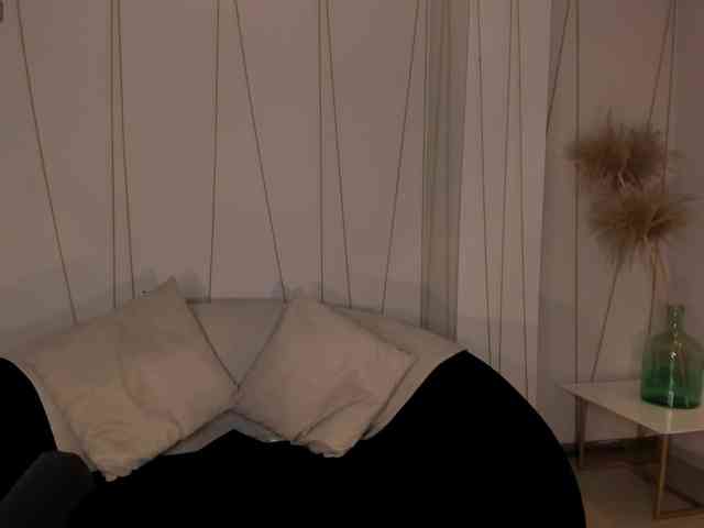 EveBenson webcam
