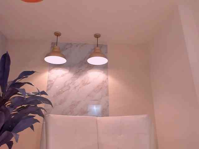 EveBenson webcam
