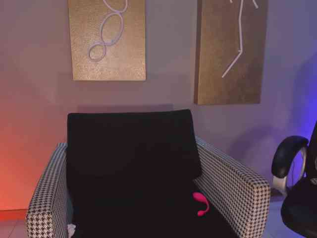 EveBenson webcam