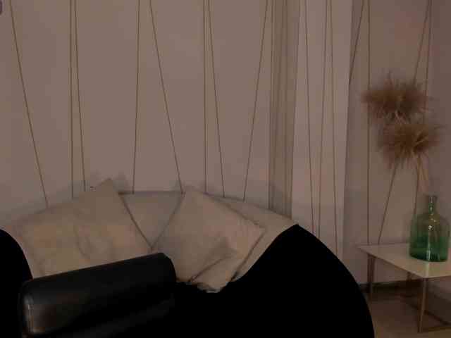 EveBenson webcam