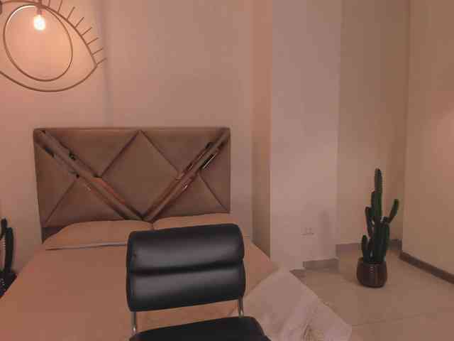 EveBenson webcam