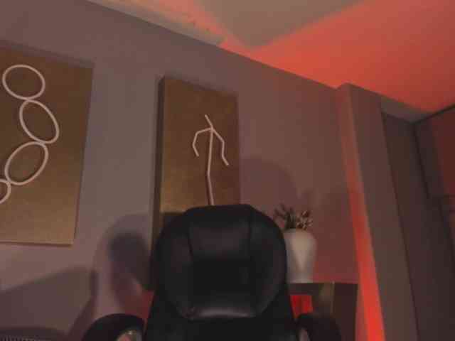 EveBenson webcam