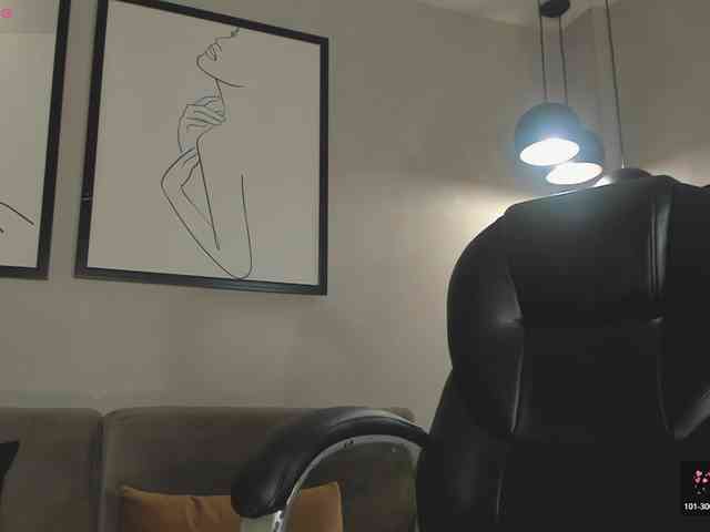 EveBenson webcam
