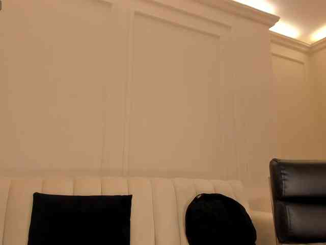 EveBenson webcam