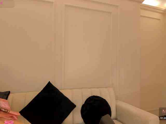 EveBenson webcam