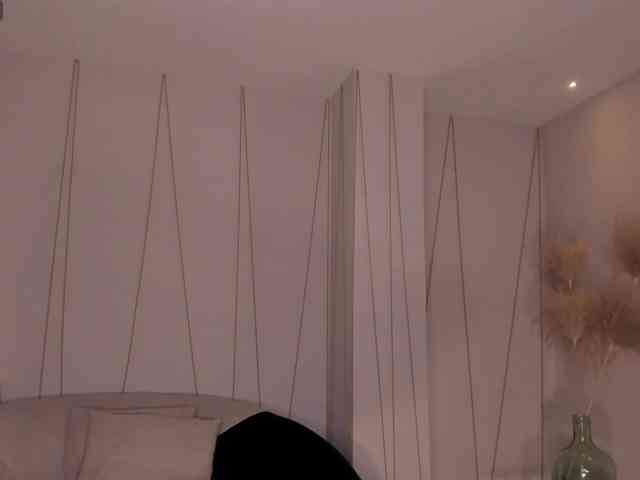 EveBenson webcam
