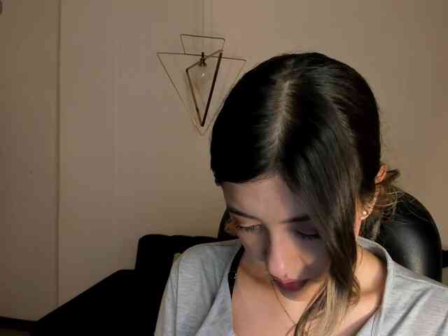 EveBenson webcam