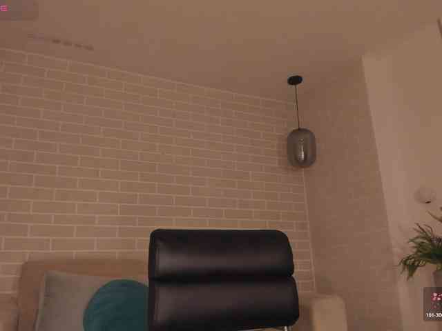EveBenson webcam
