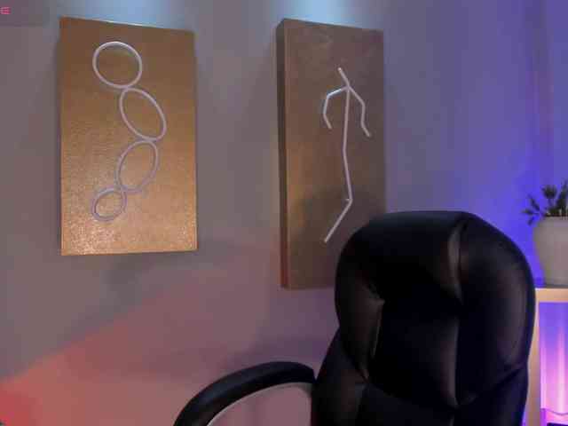 EveBenson webcam