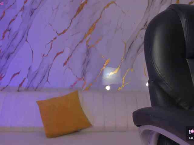 EveBenson webcam