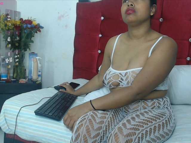 amandadaniels live cam on BongaCams