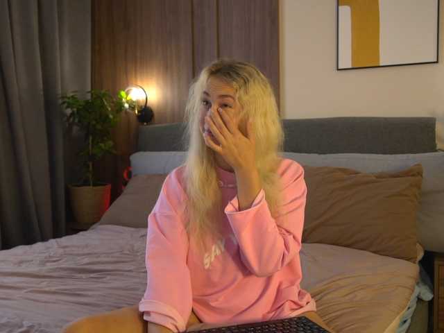 kateline live cam on BongaCams