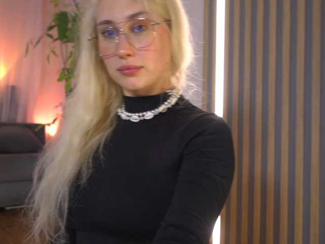 kateline live cam on BongaCams