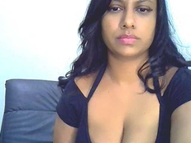 swaness10 live cam on BongaCams