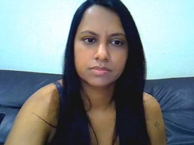 swaness10 live cam on BongaCams