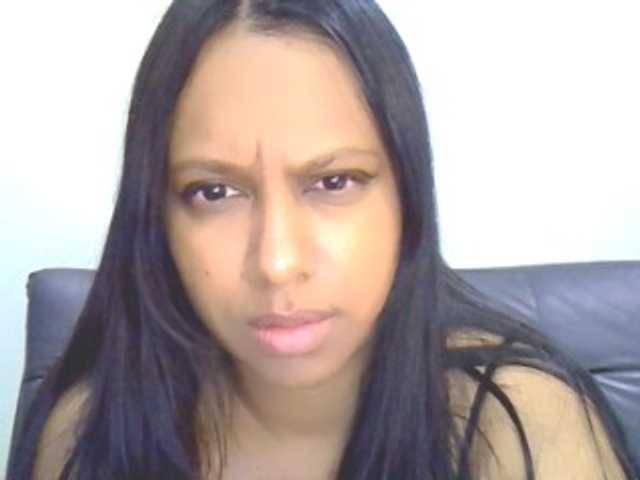 swaness10 live cam on BongaCams