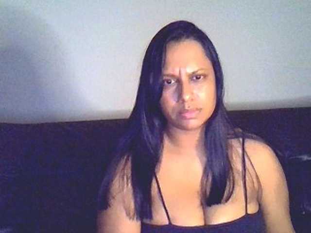 swaness10 live cam on BongaCams