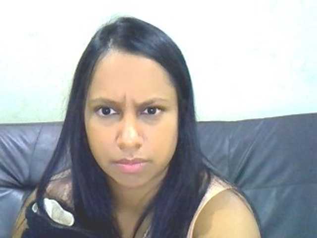 swaness10 live cam on BongaCams