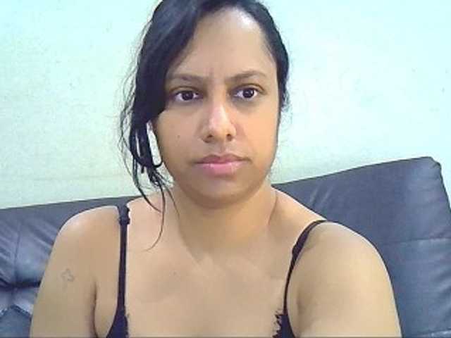 swaness10 live cam on BongaCams